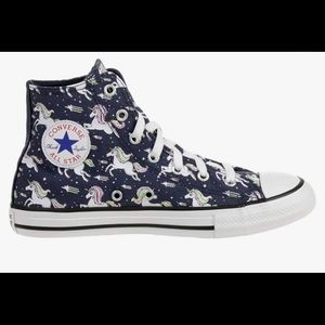 Unicorn Chuck Taylors/ Converse Girls sz. 2
